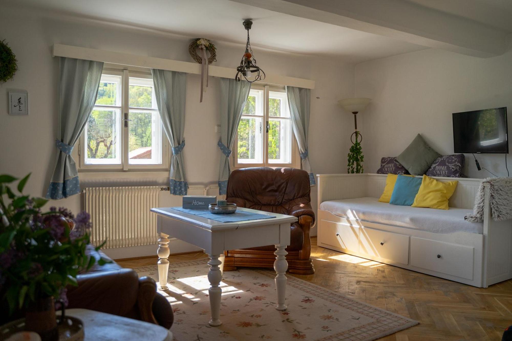 Roubenka Doubravice Villa Hruba Skala Luaran gambar